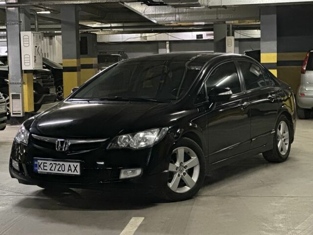 Черный Хонда Цивик, объемом двигателя 1.8 л и пробегом 180 тыс. км за 7000 $, фото 1 на Automoto.ua