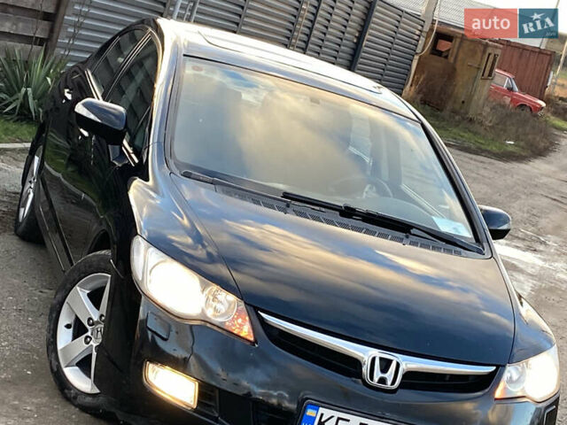 Черный Хонда Цивик, объемом двигателя 1.8 л и пробегом 159 тыс. км за 6700 $, фото 1 на Automoto.ua