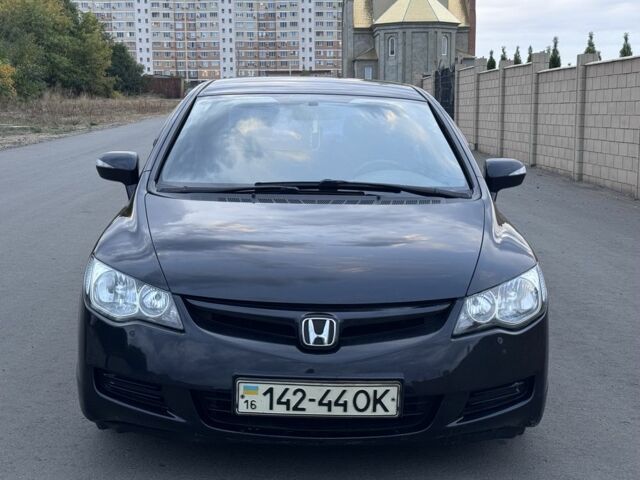Черный Хонда Цивик, объемом двигателя 1.8 л и пробегом 230 тыс. км за 5750 $, фото 1 на Automoto.ua