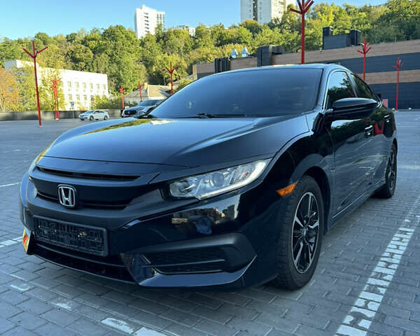 Черный Хонда Цивик, объемом двигателя 2 л и пробегом 116 тыс. км за 13500 $, фото 1 на Automoto.ua