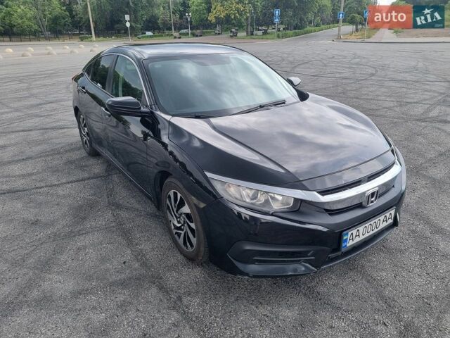 Черный Хонда Цивик, объемом двигателя 2 л и пробегом 163 тыс. км за 11000 $, фото 1 на Automoto.ua