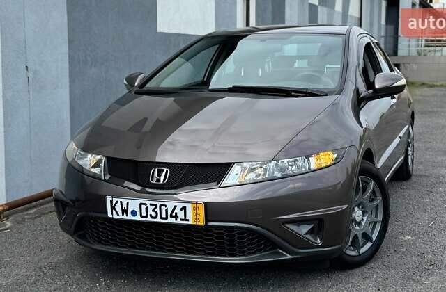Коричневый Хонда Цивик, объемом двигателя 1.4 л и пробегом 159 тыс. км за 7550 $, фото 1 на Automoto.ua