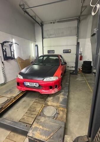 Красный Хонда Цивик, объемом двигателя 1.49 л и пробегом 285 тыс. км за 3500 $, фото 1 на Automoto.ua