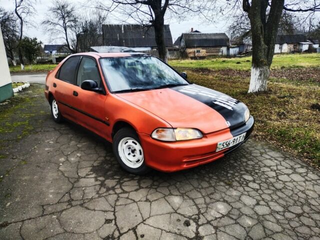 Червоний Хонда Сівік, об'ємом двигуна 0 л та пробігом 300 тис. км за 750 $, фото 1 на Automoto.ua