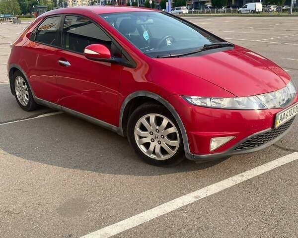 Красный Хонда Цивик, объемом двигателя 1.4 л и пробегом 170 тыс. км за 6100 $, фото 1 на Automoto.ua