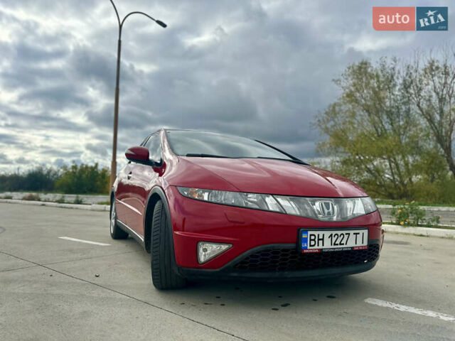 Червоний Хонда Сівік, об'ємом двигуна 1.8 л та пробігом 146 тис. км за 6500 $, фото 1 на Automoto.ua