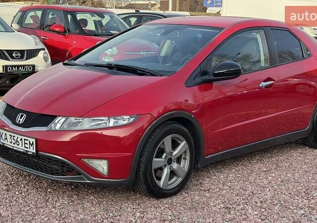 Красный Хонда Цивик, объемом двигателя 1.8 л и пробегом 221 тыс. км за 7500 $, фото 1 на Automoto.ua