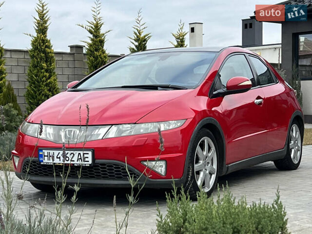 Червоний Хонда Сівік, об'ємом двигуна 1.8 л та пробігом 190 тис. км за 6800 $, фото 1 на Automoto.ua