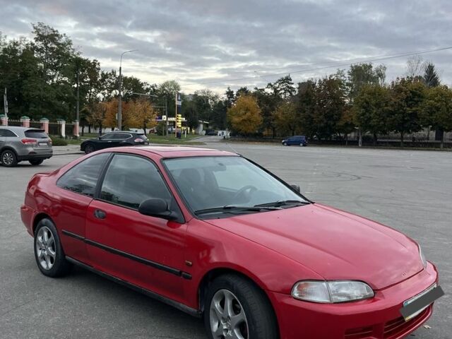 Красный Хонда Цивик, объемом двигателя 1.5 л и пробегом 350 тыс. км за 3500 $, фото 1 на Automoto.ua