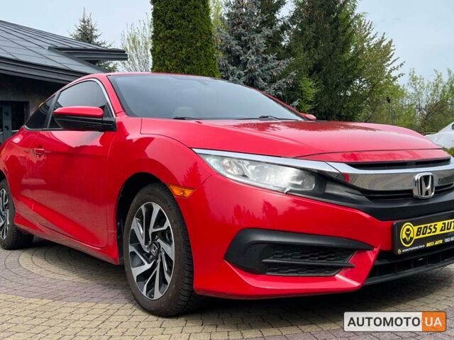 Красный Хонда Цивик, объемом двигателя 2 л и пробегом 101 тыс. км за 15200 $, фото 1 на Automoto.ua