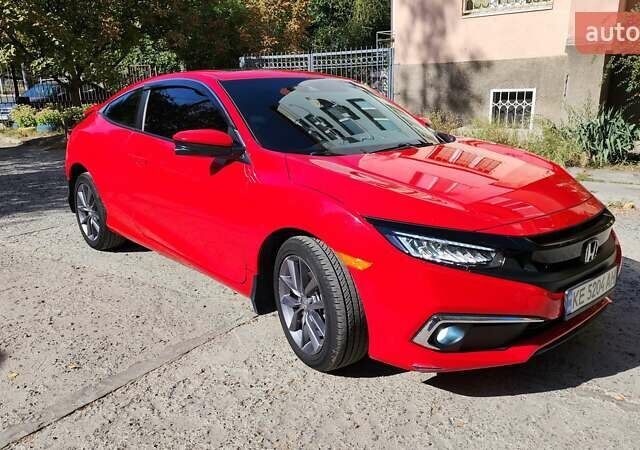 Хонда Цивик 2020 в Днепре (Днепропетровске) на Automoto.ua Красный Хонда Цивик, объемом двигателя 1.3 л и пробегом 130 тыс. км за 16500 $, фото 1 на Automoto.ua