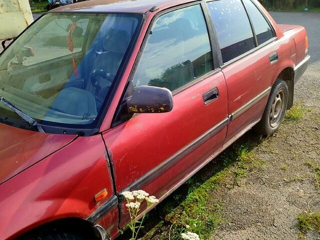 Красный Хонда Цивик, объемом двигателя 1.4 л и пробегом 0 тыс. км за 400 $, фото 1 на Automoto.ua