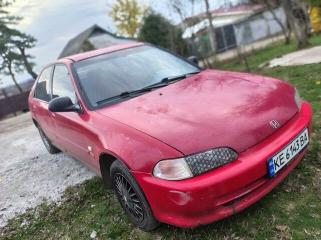 Красный Хонда Цивик, объемом двигателя 1.5 л и пробегом 999 тыс. км за 1399 $, фото 1 на Automoto.ua