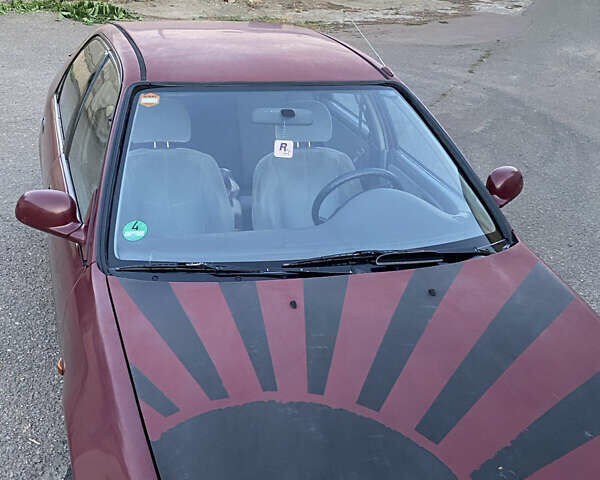 Красный Хонда Цивик, объемом двигателя 1.49 л и пробегом 350 тыс. км за 2150 $, фото 1 на Automoto.ua