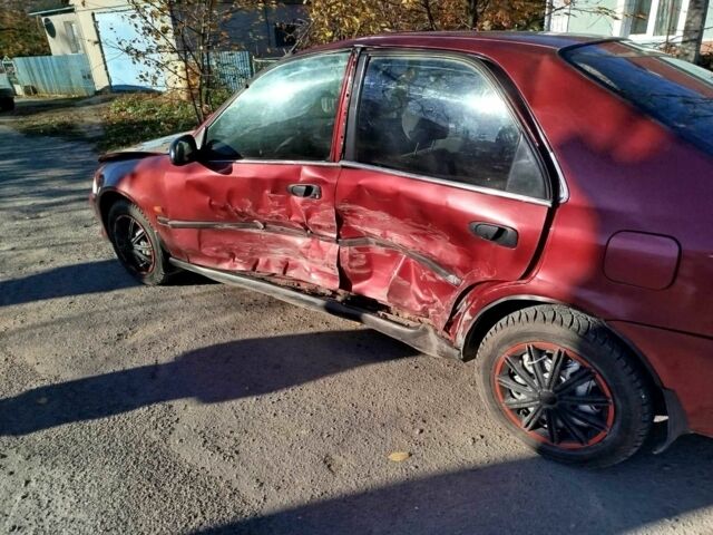 Красный Хонда Цивик, объемом двигателя 1.5 л и пробегом 170 тыс. км за 700 $, фото 1 на Automoto.ua