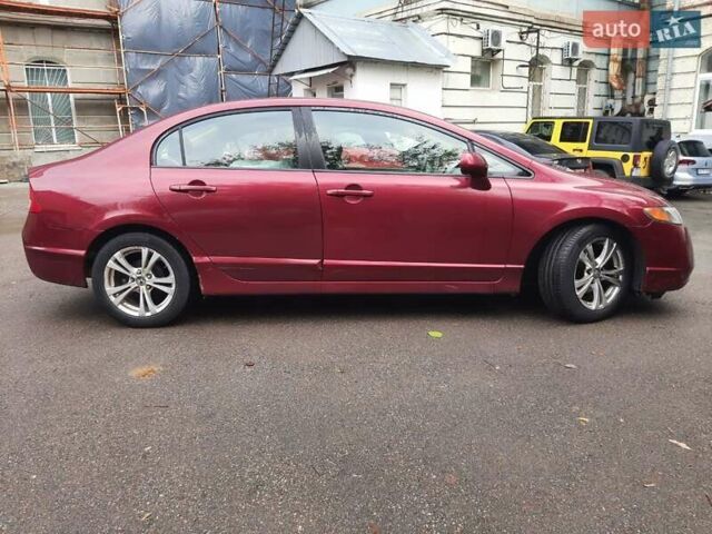 Красный Хонда Цивик, объемом двигателя 1.8 л и пробегом 211 тыс. км за 5200 $, фото 1 на Automoto.ua