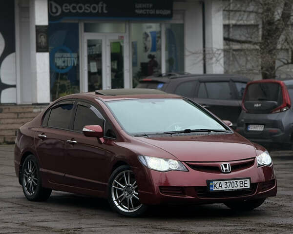 Червоний Хонда Сівік, об'ємом двигуна 1.8 л та пробігом 267 тис. км за 6200 $, фото 1 на Automoto.ua