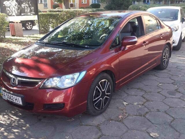 Красный Хонда Цивик, объемом двигателя 1.8 л и пробегом 262 тыс. км за 6200 $, фото 1 на Automoto.ua