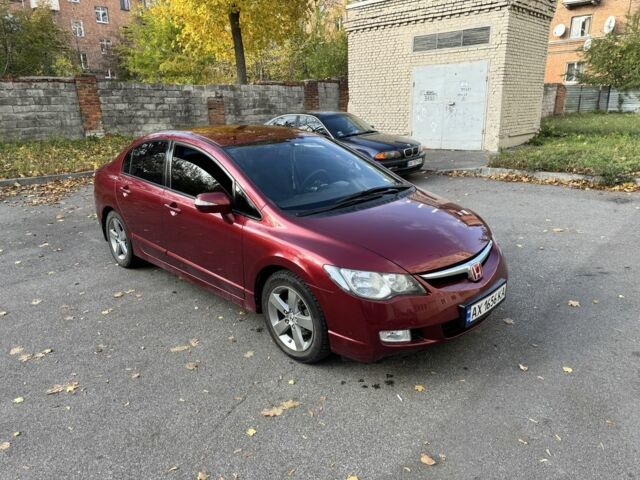 Красный Хонда Цивик, объемом двигателя 1.8 л и пробегом 153 тыс. км за 6800 $, фото 1 на Automoto.ua