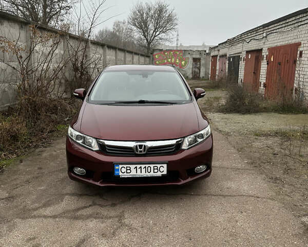Красный Хонда Цивик, объемом двигателя 1.8 л и пробегом 100 тыс. км за 11500 $, фото 1 на Automoto.ua
