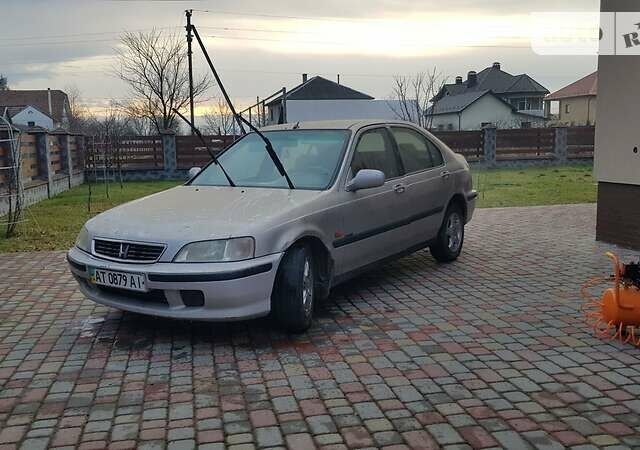 Хонда Цивик, объемом двигателя 1.5 л и пробегом 267 тыс. км за 3250 $, фото 1 на Automoto.ua