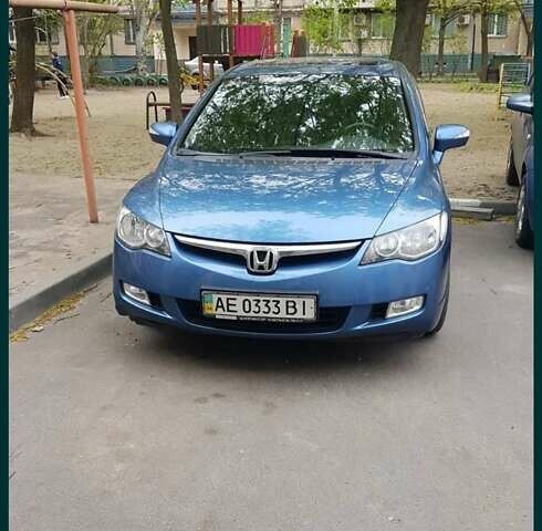 Хонда Цивик, объемом двигателя 1.8 л и пробегом 210 тыс. км за 6500 $, фото 1 на Automoto.ua