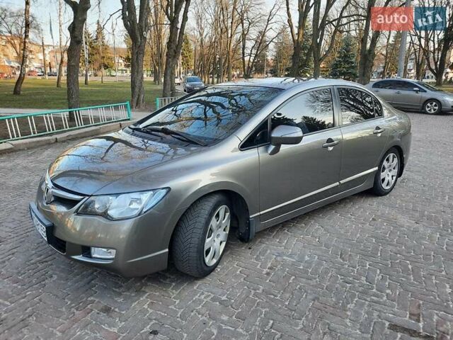 Хонда Цивик, объемом двигателя 1.8 л и пробегом 220 тыс. км за 6700 $, фото 1 на Automoto.ua