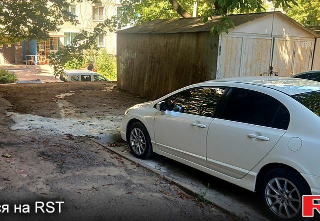 Хонда Цивик, объемом двигателя 1.8 л и пробегом 126 тыс. км за 6200 $, фото 1 на Automoto.ua