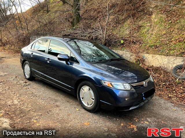 Хонда Цивик, объемом двигателя 1.3 л и пробегом 166 тыс. км за 5499 $, фото 1 на Automoto.ua