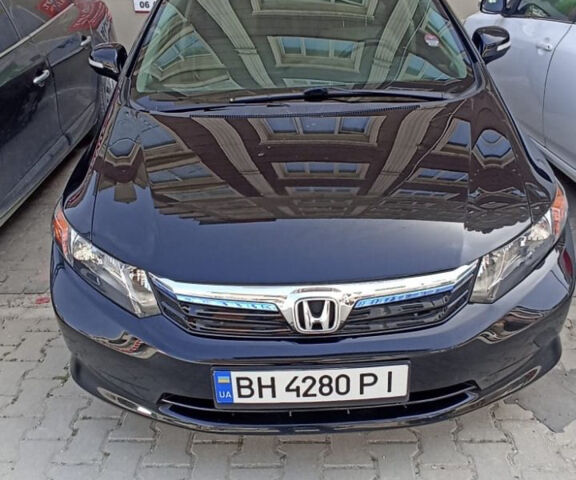 Хонда Цивик, объемом двигателя 1.5 л и пробегом 160 тыс. км за 8700 $, фото 1 на Automoto.ua
