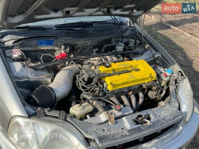 Сірий Хонда Сівік, об'ємом двигуна 1.8 л та пробігом 192 тис. км за 2500 $, фото 1 на Automoto.ua