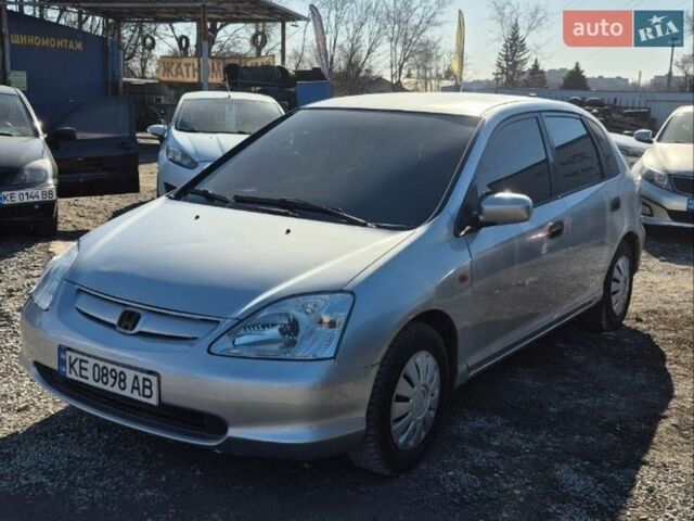 Серый Хонда Цивик, объемом двигателя 1.4 л и пробегом 230 тыс. км за 3000 $, фото 1 на Automoto.ua