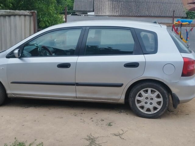 Серый Хонда Цивик, объемом двигателя 1.4 л и пробегом 389 тыс. км за 2000 $, фото 1 на Automoto.ua