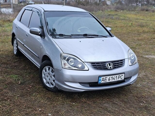 Серый Хонда Цивик, объемом двигателя 1.4 л и пробегом 276 тыс. км за 4000 $, фото 1 на Automoto.ua