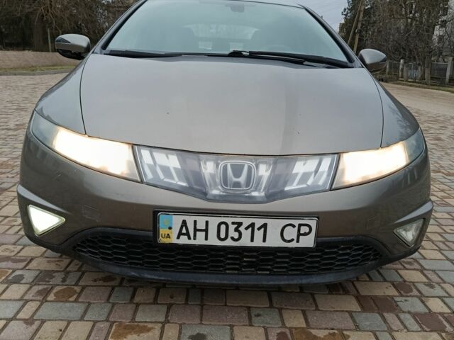 Серый Хонда Цивик, объемом двигателя 1.8 л и пробегом 4 тыс. км за 3800 $, фото 1 на Automoto.ua