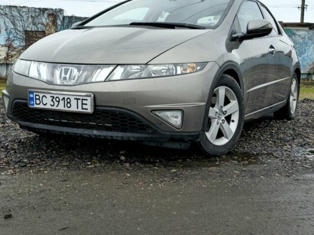 Сірий Хонда Сівік, об'ємом двигуна 1.8 л та пробігом 216 тис. км за 5300 $, фото 1 на Automoto.ua