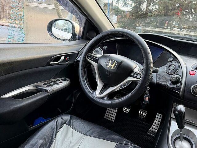 Сірий Хонда Сівік, об'ємом двигуна 2.2 л та пробігом 288 тис. км за 3500 $, фото 1 на Automoto.ua