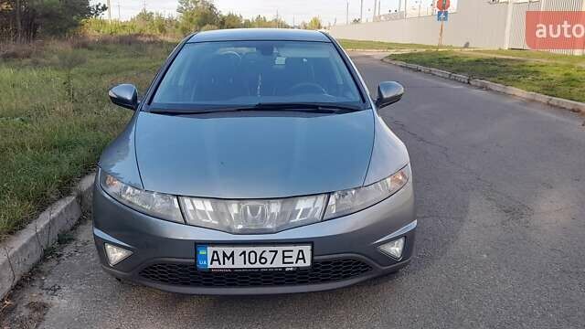 Сірий Хонда Сівік, об'ємом двигуна 1.8 л та пробігом 289 тис. км за 6000 $, фото 1 на Automoto.ua