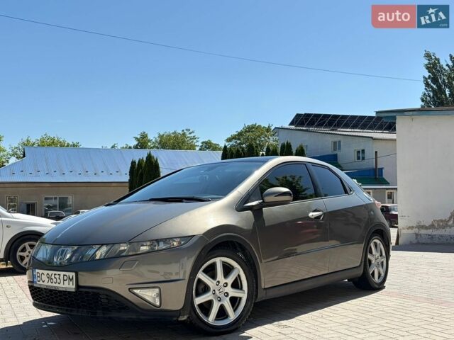 Сірий Хонда Сівік, об'ємом двигуна 1.8 л та пробігом 250 тис. км за 5999 $, фото 1 на Automoto.ua