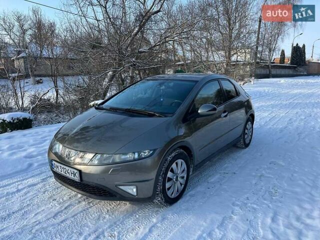 Сірий Хонда Сівік, об'ємом двигуна 1.8 л та пробігом 203 тис. км за 7100 $, фото 1 на Automoto.ua