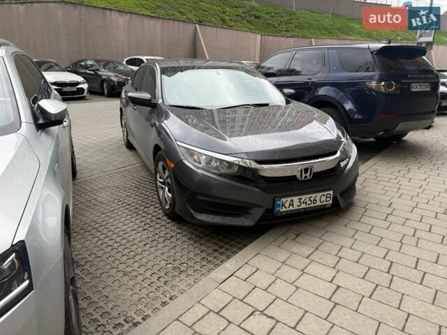 Серый Хонда Цивик, объемом двигателя 2 л и пробегом 122 тыс. км за 12950 $, фото 1 на Automoto.ua