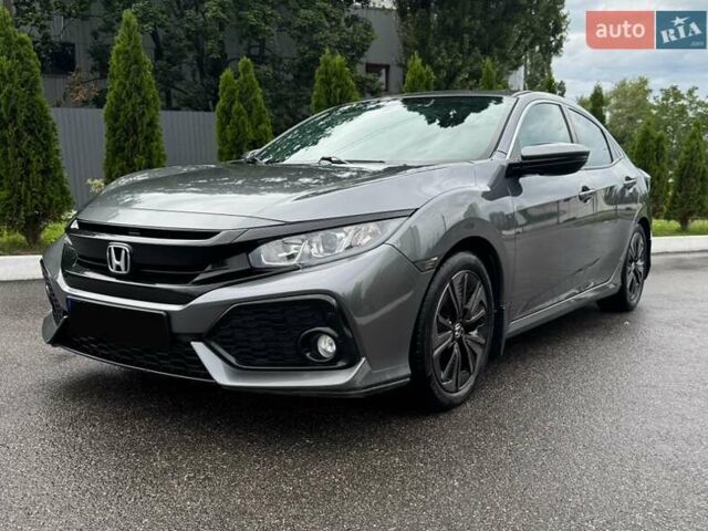 Серый Хонда Цивик, объемом двигателя 1.5 л и пробегом 54 тыс. км за 15400 $, фото 1 на Automoto.ua