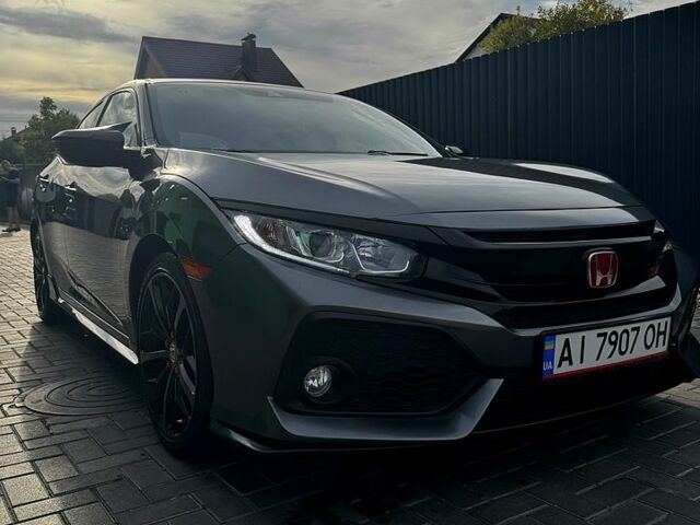 Серый Хонда Цивик, объемом двигателя 1.5 л и пробегом 87 тыс. км за 18500 $, фото 1 на Automoto.ua