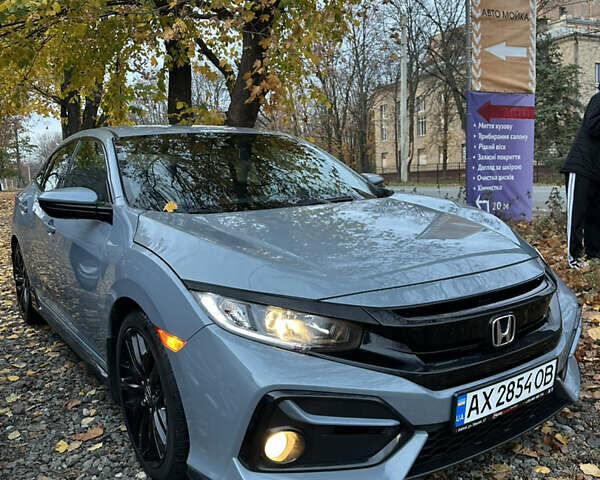 Сірий Хонда Сівік, об'ємом двигуна 1.5 л та пробігом 29 тис. км за 16800 $, фото 1 на Automoto.ua