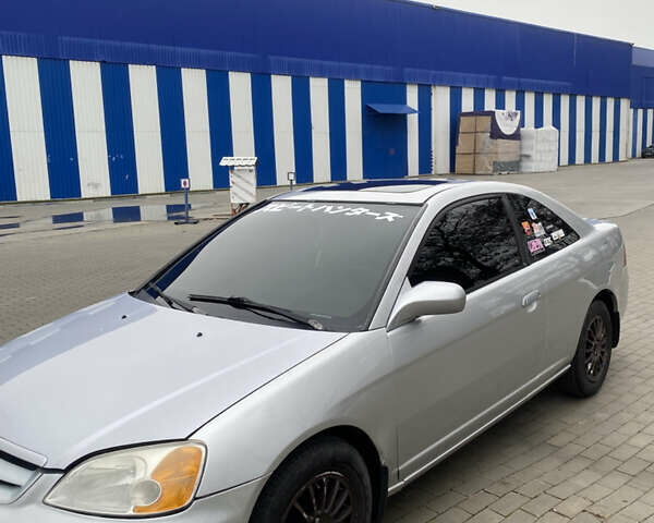 Серый Хонда Цивик, объемом двигателя 1.67 л и пробегом 324 тыс. км за 4500 $, фото 1 на Automoto.ua