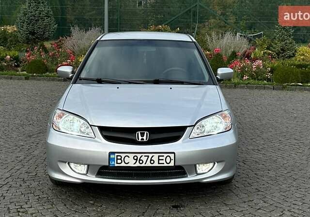 Серый Хонда Цивик, объемом двигателя 1.6 л и пробегом 299 тыс. км за 5500 $, фото 1 на Automoto.ua