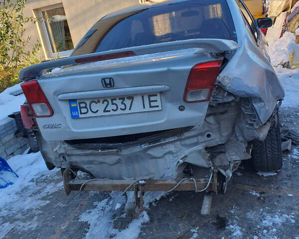 Хонда Цивик 2005 в Хмельницком на Automoto.ua Серый Хонда Цивик, объемом двигателя 1.6 л и пробегом 215 тыс. км за 2000 $, фото 1 на Automoto.ua