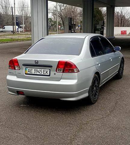 Серый Хонда Цивик, объемом двигателя 1.6 л и пробегом 230 тыс. км за 4500 $, фото 1 на Automoto.ua