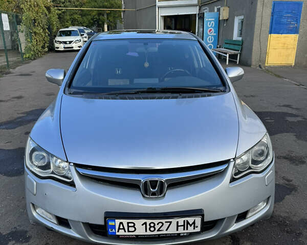 Сірий Хонда Сівік, об'ємом двигуна 1.8 л та пробігом 256 тис. км за 5300 $, фото 1 на Automoto.ua