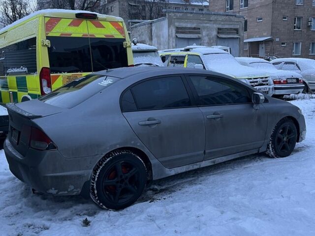 Серый Хонда Цивик, объемом двигателя 1.3 л и пробегом 270 тыс. км за 4500 $, фото 1 на Automoto.ua